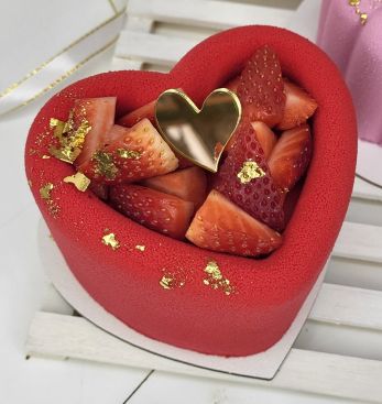 Муссовые торты (2800р)